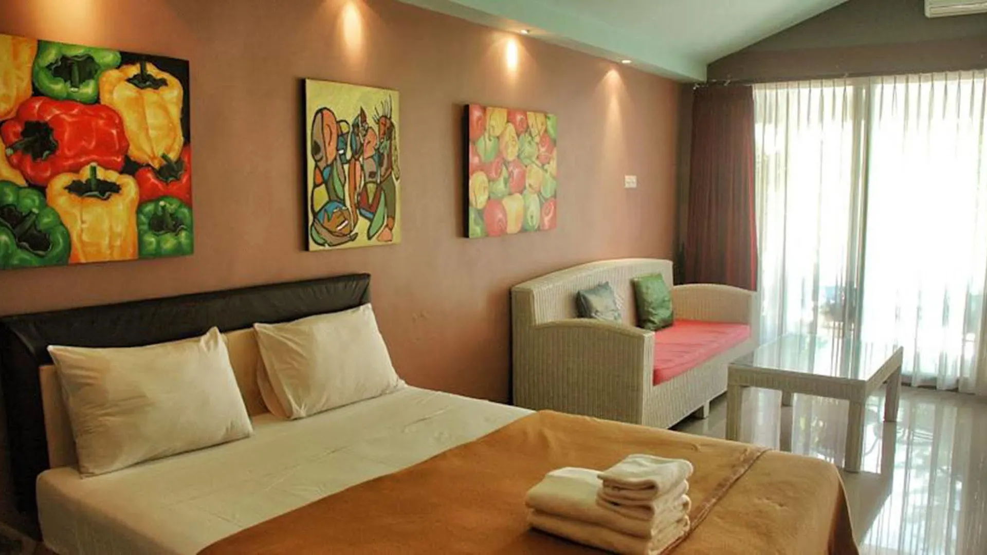 Marinos Place Legian  Guest house